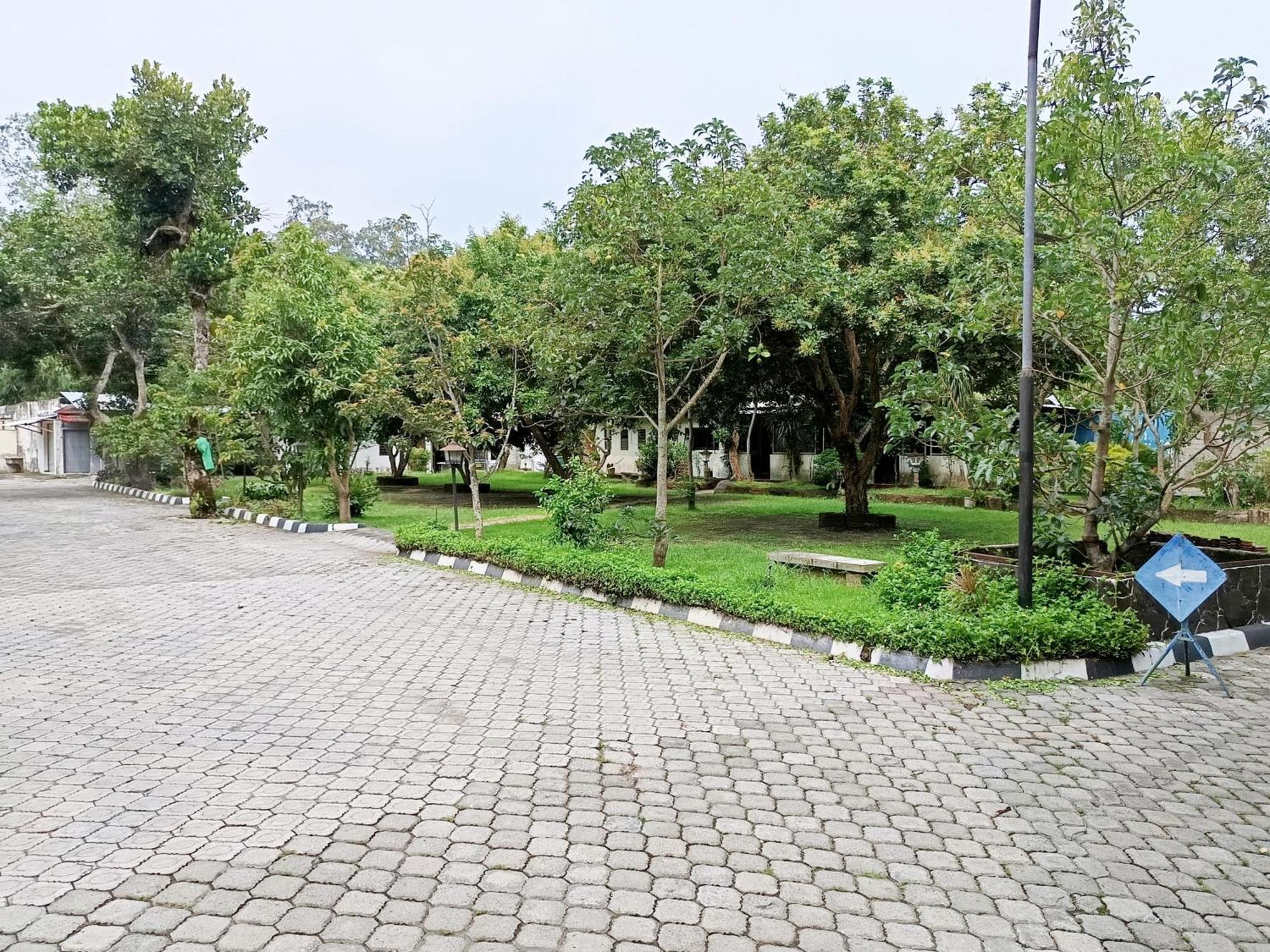 Gita Puri Redpartner Blitar 호텔 외부 사진